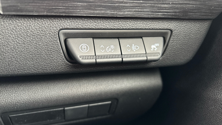 Nissan Townstar L2 Petrol 1.3 Acenta Van Auto